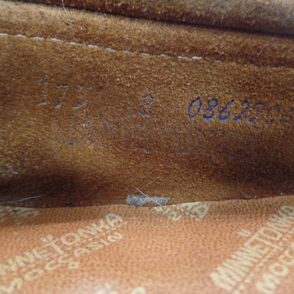 Minnetonka Women's Leather Moccasin Sz 8 W Beading - Picture 10 of 14